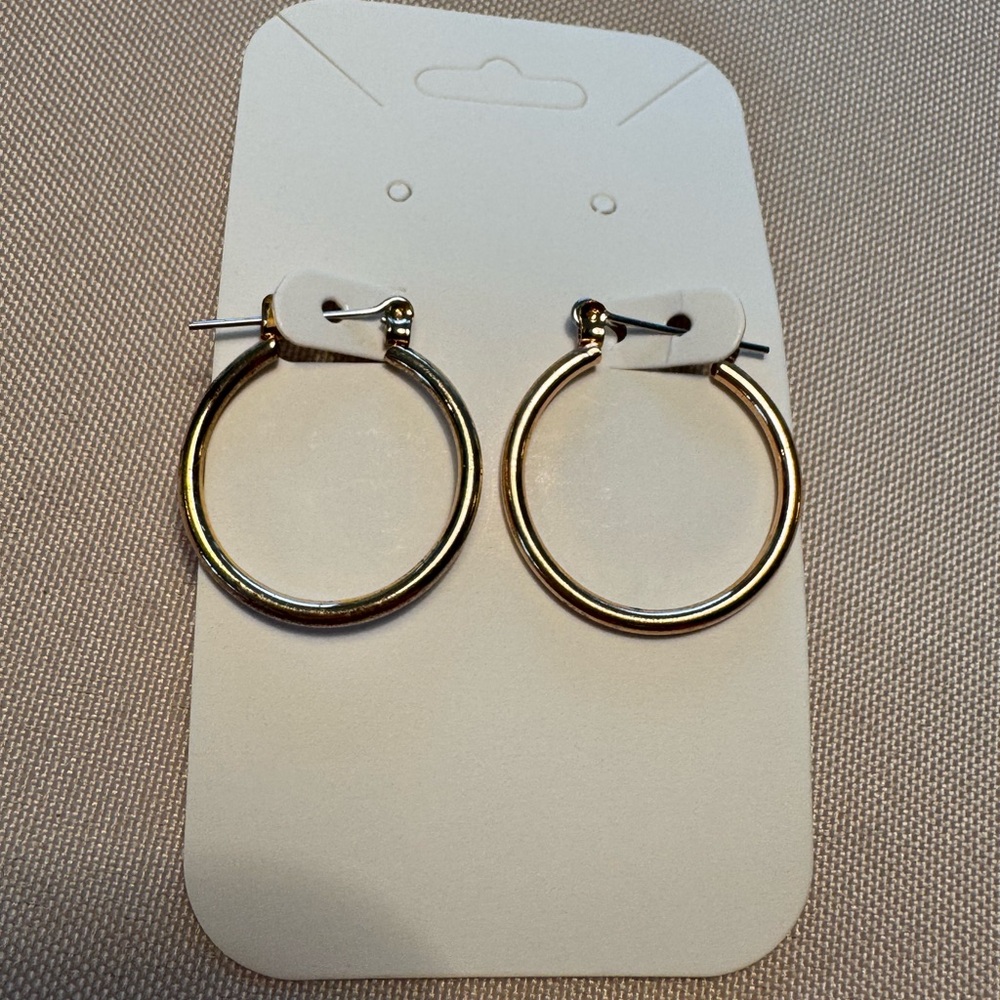 Medium Golden Hoop Earrings minimalist capsule wardrobe simple chic